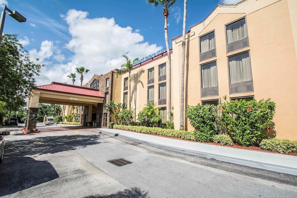 Comfort Inn & Suites Lantana - West Palm Beach South Екстериор снимка