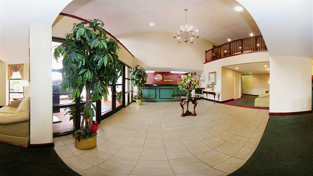 Comfort Inn & Suites Lantana - West Palm Beach South Екстериор снимка