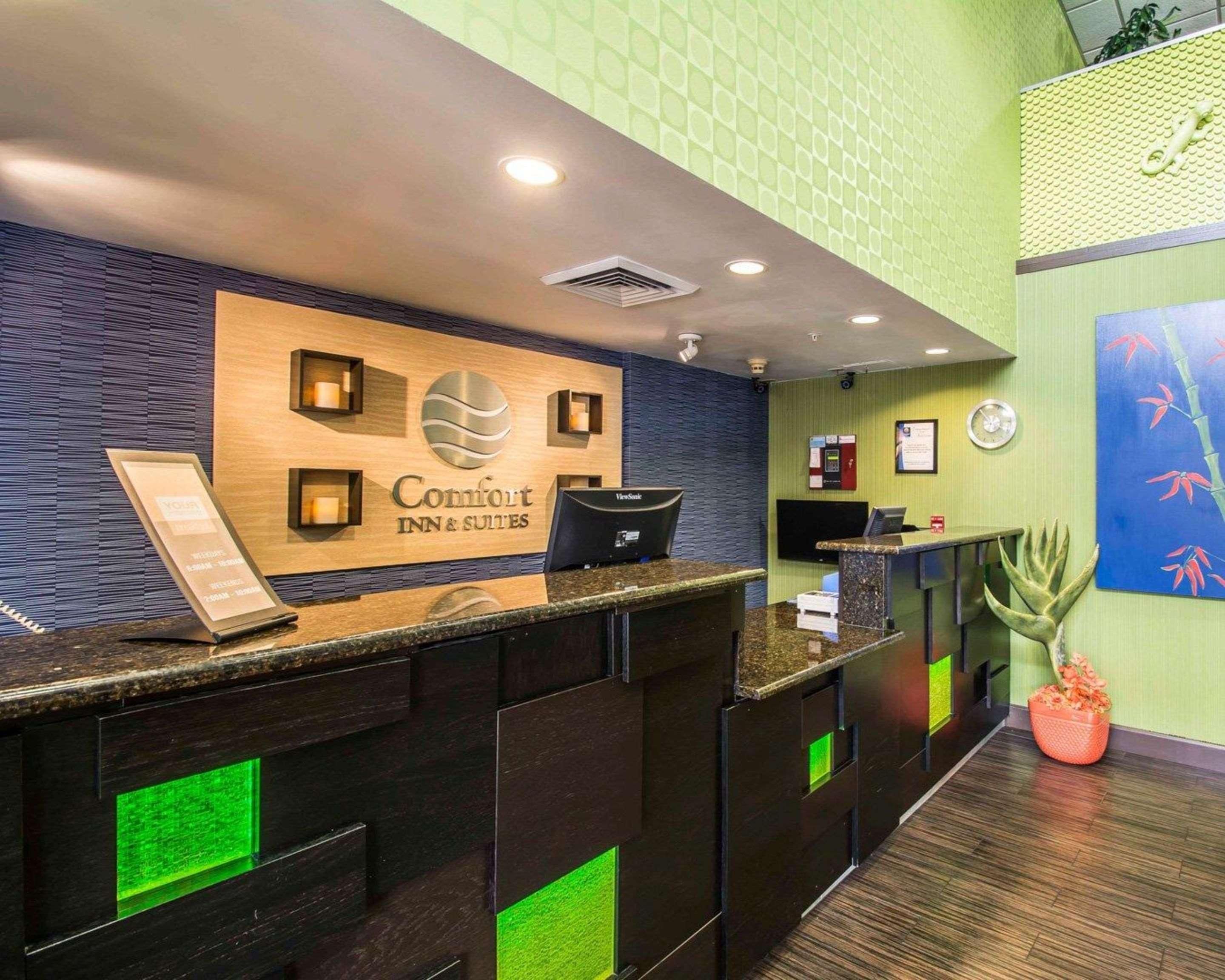 Comfort Inn & Suites Lantana - West Palm Beach South Екстериор снимка