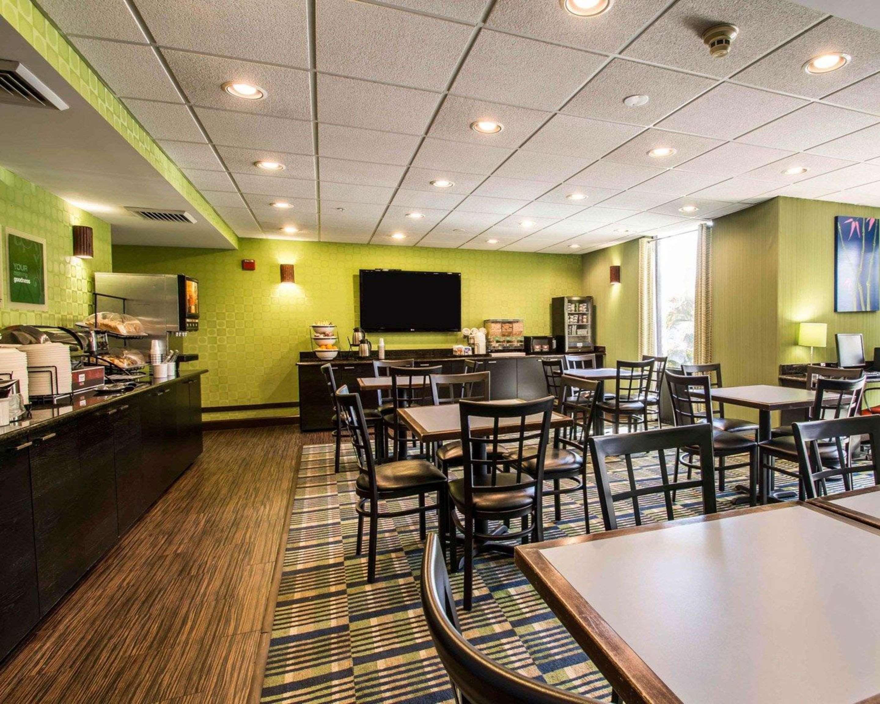 Comfort Inn & Suites Lantana - West Palm Beach South Екстериор снимка