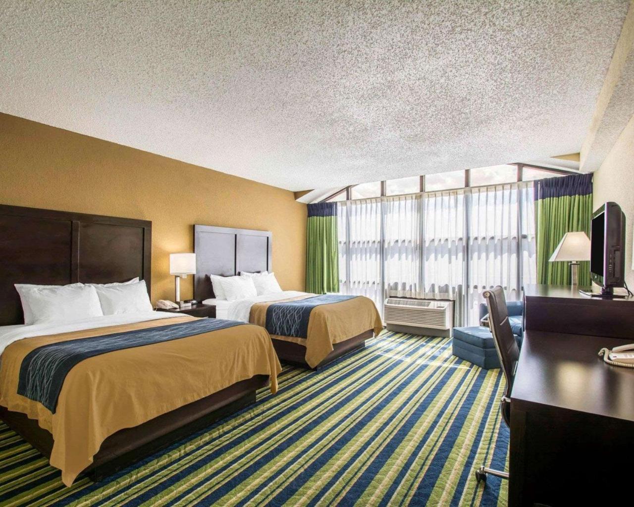 Comfort Inn & Suites Lantana - West Palm Beach South Екстериор снимка