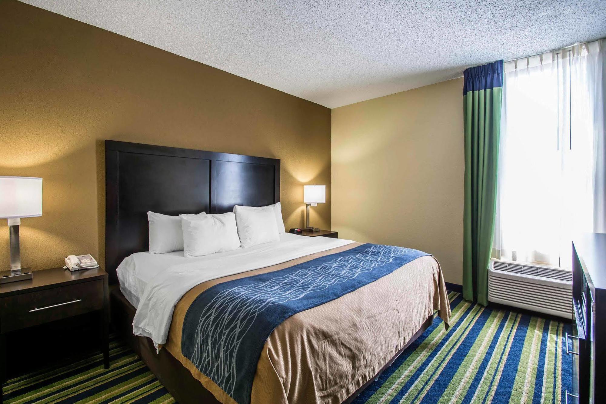 Comfort Inn & Suites Lantana - West Palm Beach South Екстериор снимка
